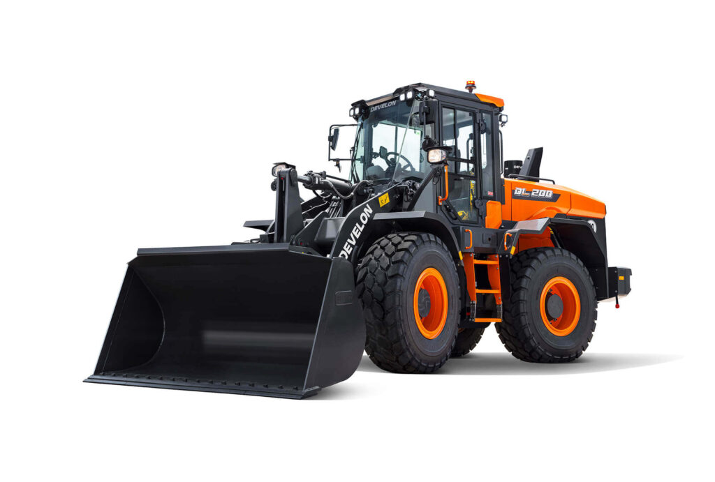 челен товарач develon dl200-7 модел