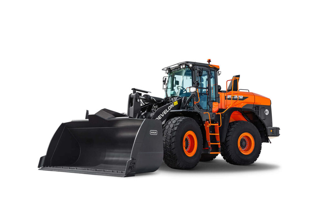 челен товарач develon dl320-7 модел